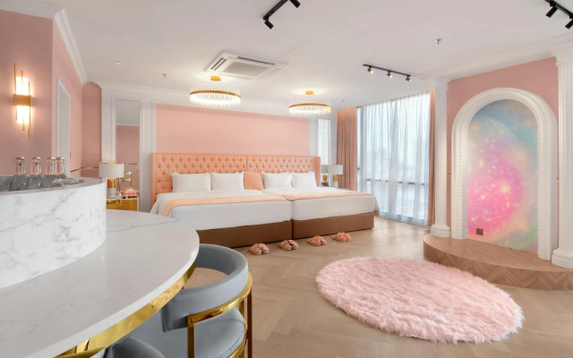 The Granite Luxury Hotel