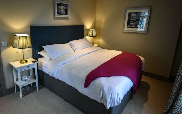 Plas Weunydd Hotel