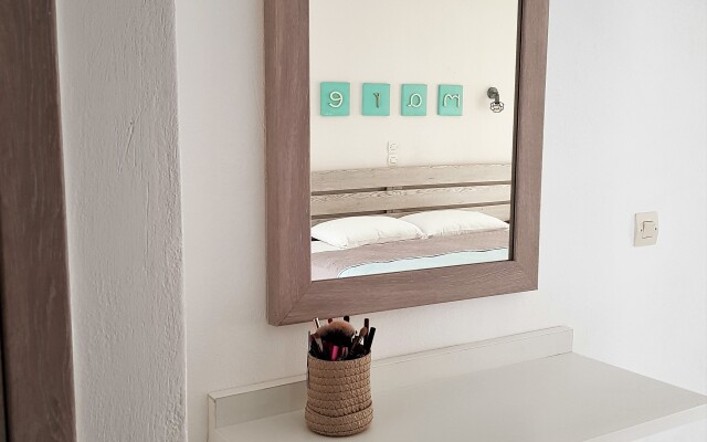 Petros Studios & Suites