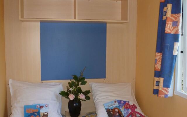 Cozy mobil home with an oven in the heart of Burgundy