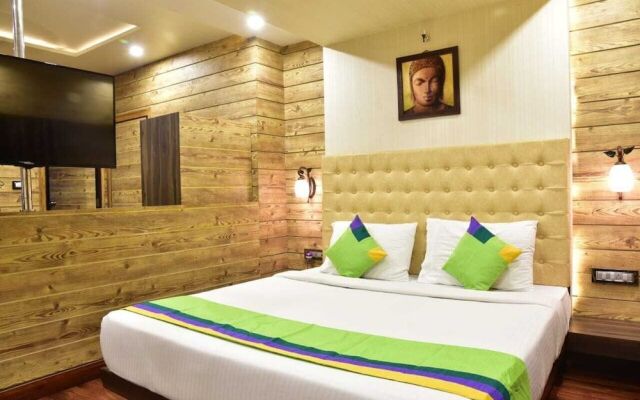 Hotel Venkatesh Regency