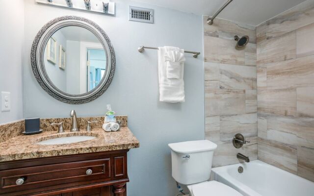 Harbor Tower Gulf Luxe Escape