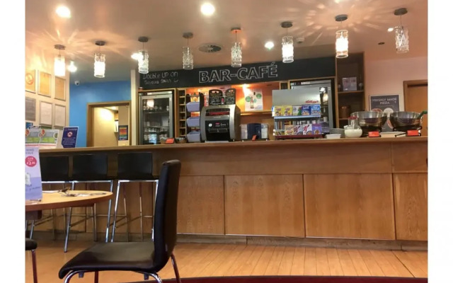 Travelodge Swansea Central