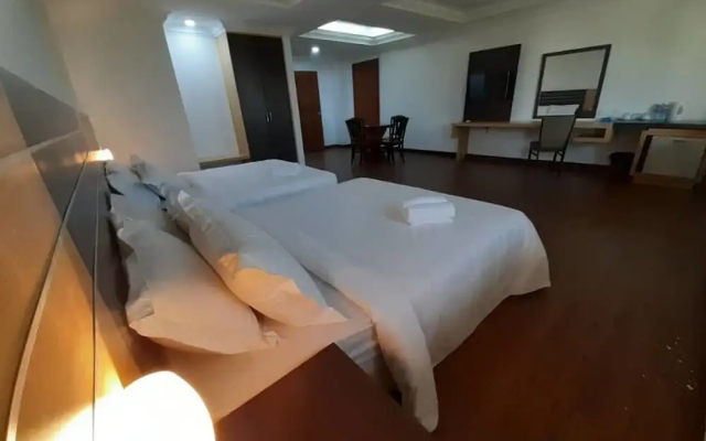 Sara Hotel