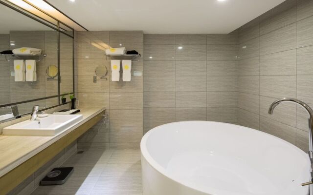 Shaoyang Huatian Hotel
