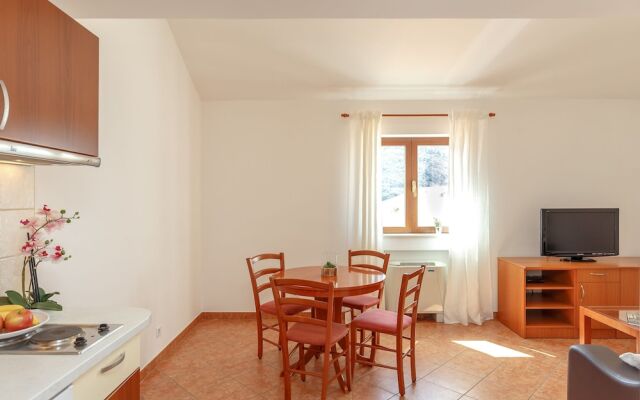 Apartments Mondo