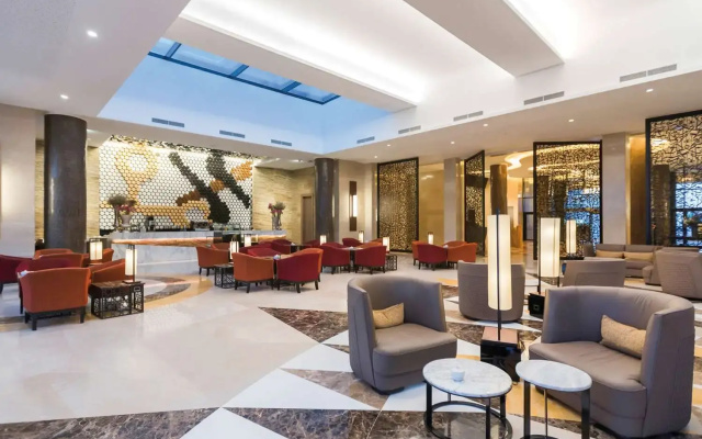 Mövenpick Hotel du Lac Tunis - Image 2
