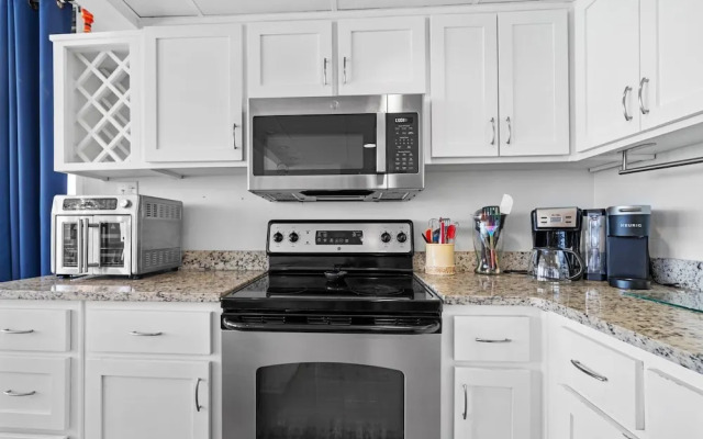 Windward 408 at Edgewater