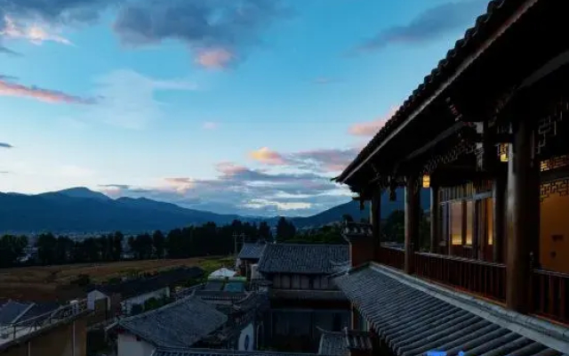 Shaxi Xihe Courtyard