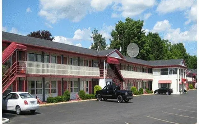 Red Carpet Inn