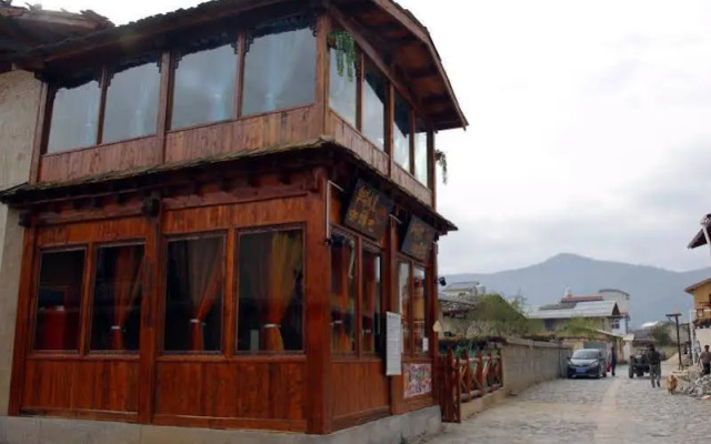 Happy Times Theme Inn