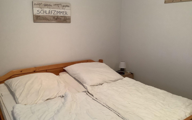 Freistehender Ferienbungalow im Fachwerkstil