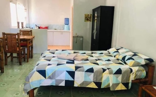Honeycomb Tourist Inn