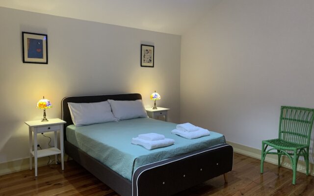 Old Town House in Figueira da Foz Near Beach