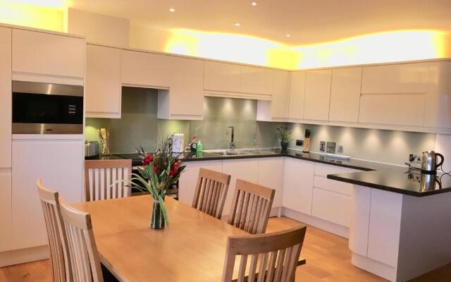 301 Riverview Apartment