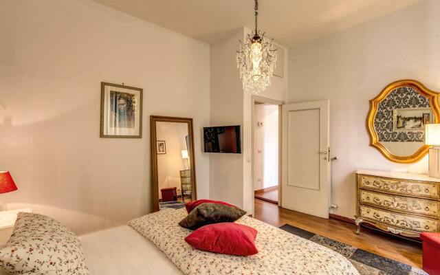 Spagna Glamour Life Penthouse
