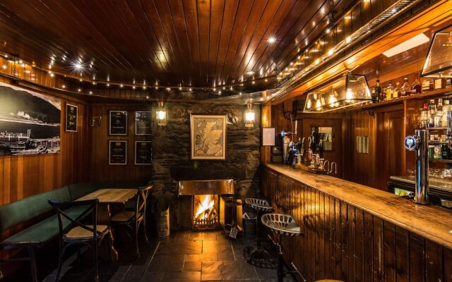 Loch Leven Hotel & Distillery