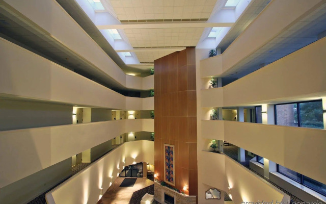 Hotel Mead Resorts & Conventions Center