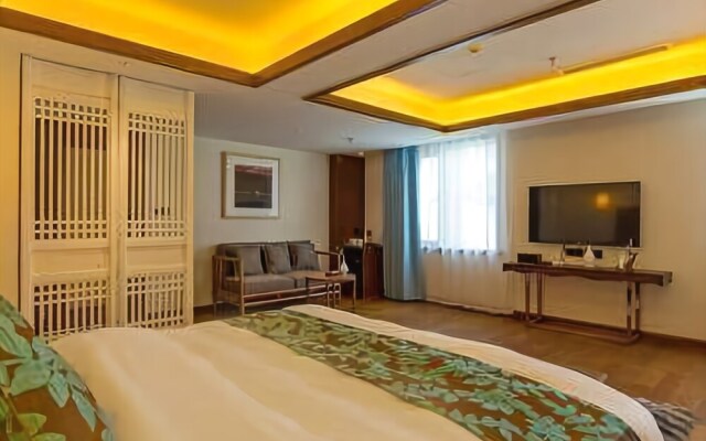 Mingyuan Holiday Hotel