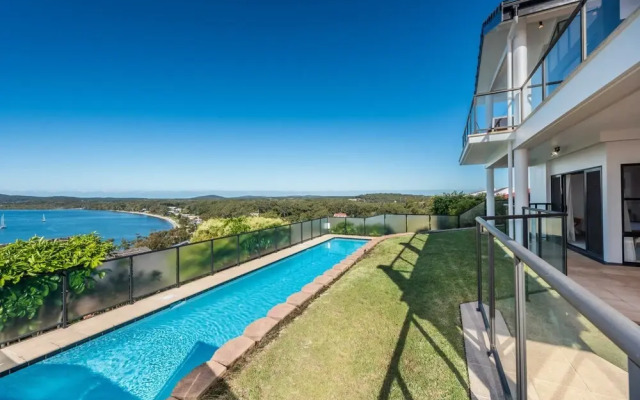 Above and Beyond - Beautiful Home with Pool