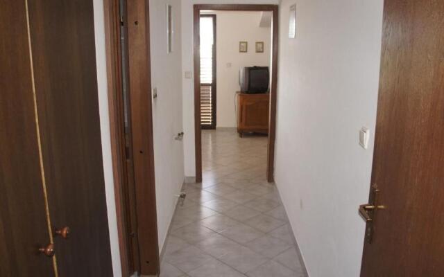 Suran Apartments