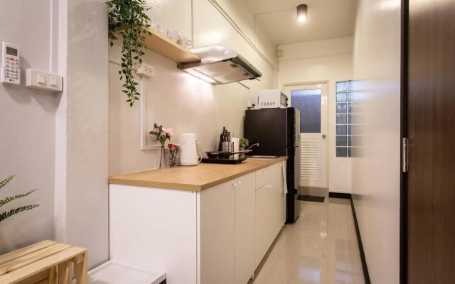 T5 2 Bedrooms/6guests/full kitchen/1 min to BTS