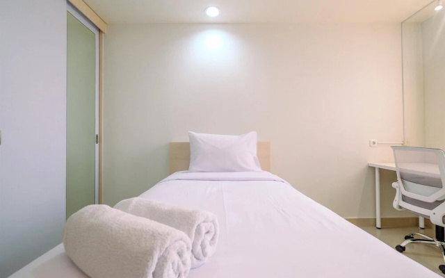 Simply Look Studio At Evenciio Margonda Apartment