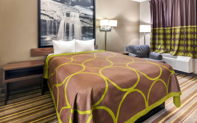 Super 8 by Wyndham Columbia
