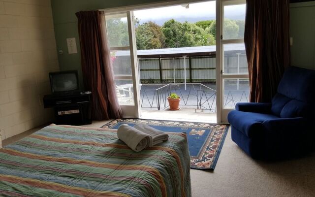 Beachcomber Motels
