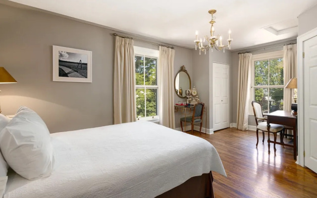 The Old Bank House Bed & Breakfast
