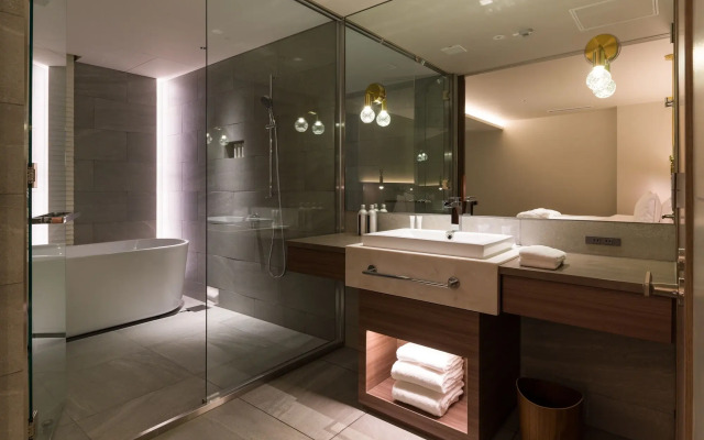 THE skM TOKYO HOTEL&DINING