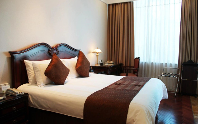 Oriental Riverside Bund View Hotel