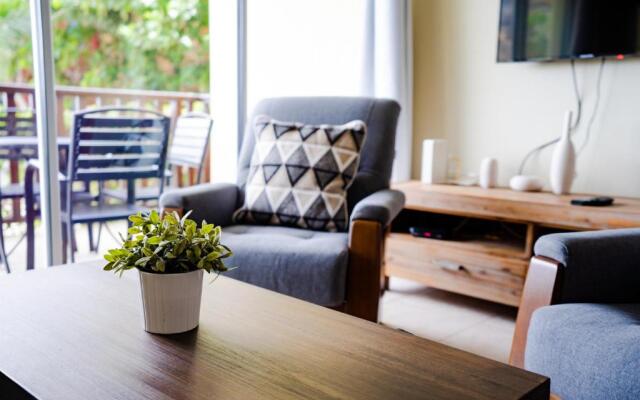 Incredible Garden View Condo Suite 22
