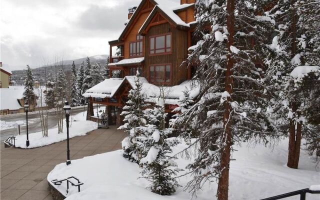 Saddlewood Townhomes Unit B71 by RedAwning