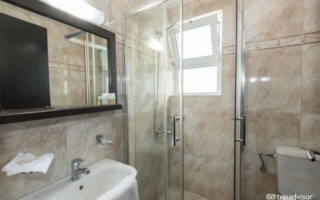 Monte Vardia Hotel