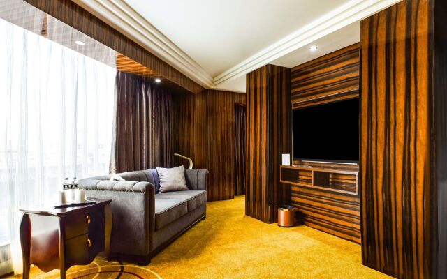 Moty Hotel