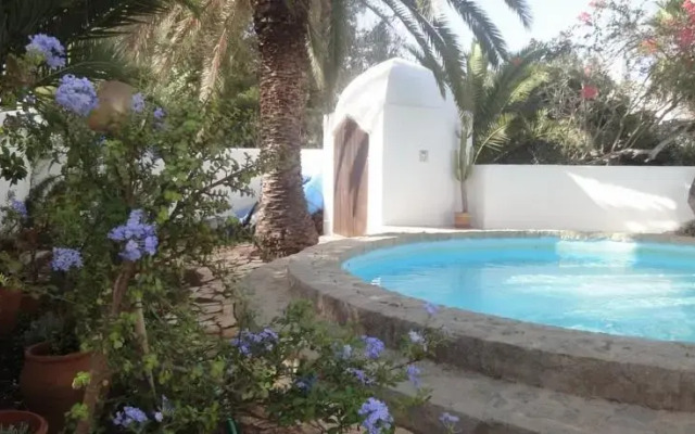 Caricol Holiday Home