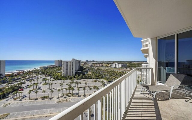 St Lucia PH2 by Bliss Beach Rentals