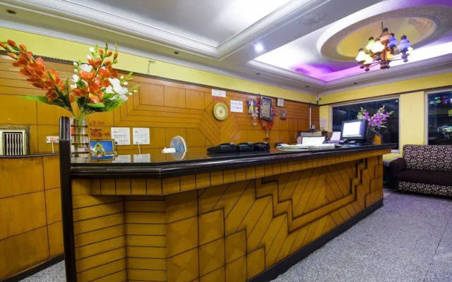 Oyo 60019 Hotel Classic Inn