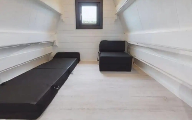 Acdc Glamping, Campervan , Caravan and Tent Resort