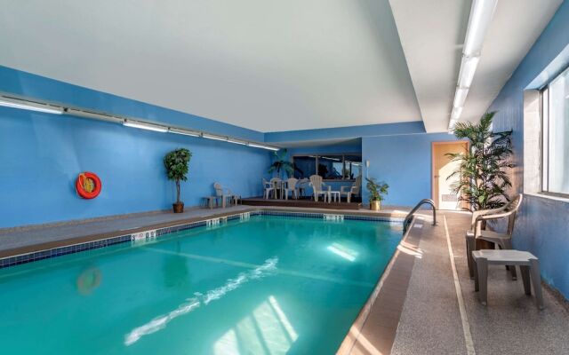 Comfort Inn & Suites