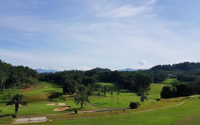 Bukit Beruntung Golf & Country Resort
