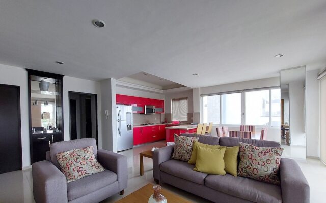 Condo con vista al mar en Torre 2501
