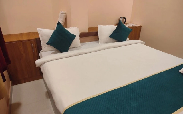 Pavitram Hotel & Banquet
