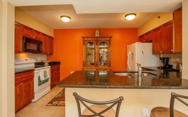 Som 701 - Somerset 3 Bedroom Condo by Redawning