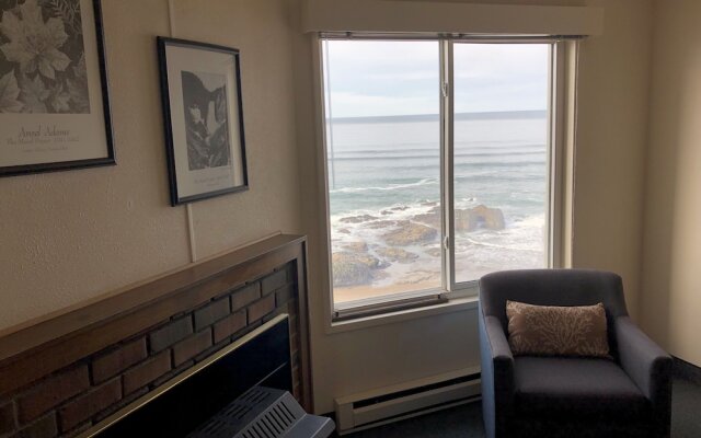 Ester Lee Oceanview Inn