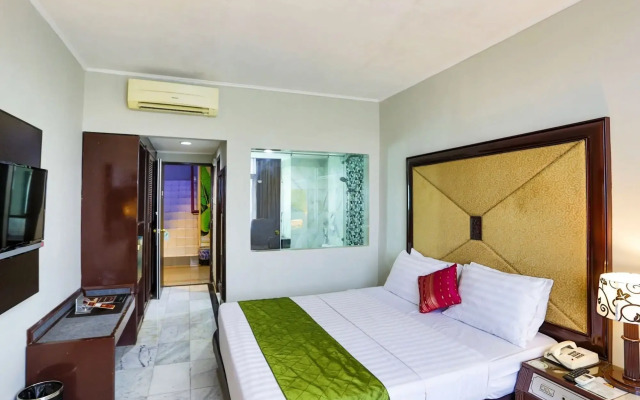 Johns Pardede International Hotel