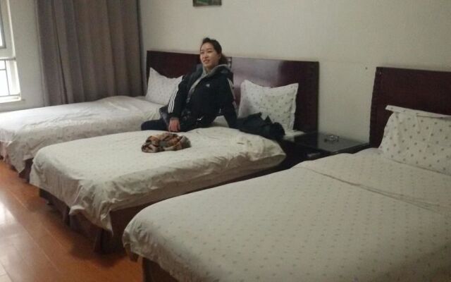 She and He Hotel Apartment
