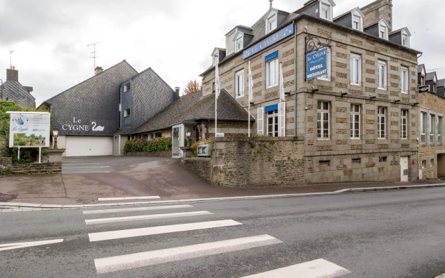 Brit Hotel Le Cygne