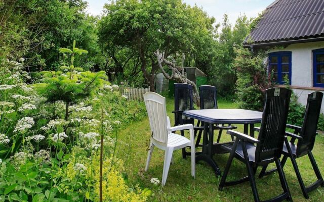 Rustic Holiday Home in Løgstør near Sea
